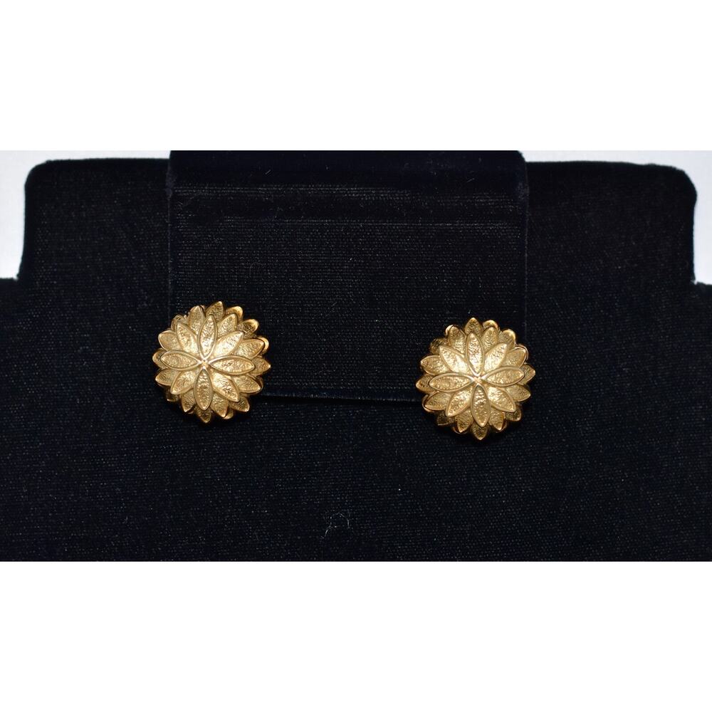 ERWIN PEARL Runway Designer Gold Tone STARBURST Modernist Clip Earrings